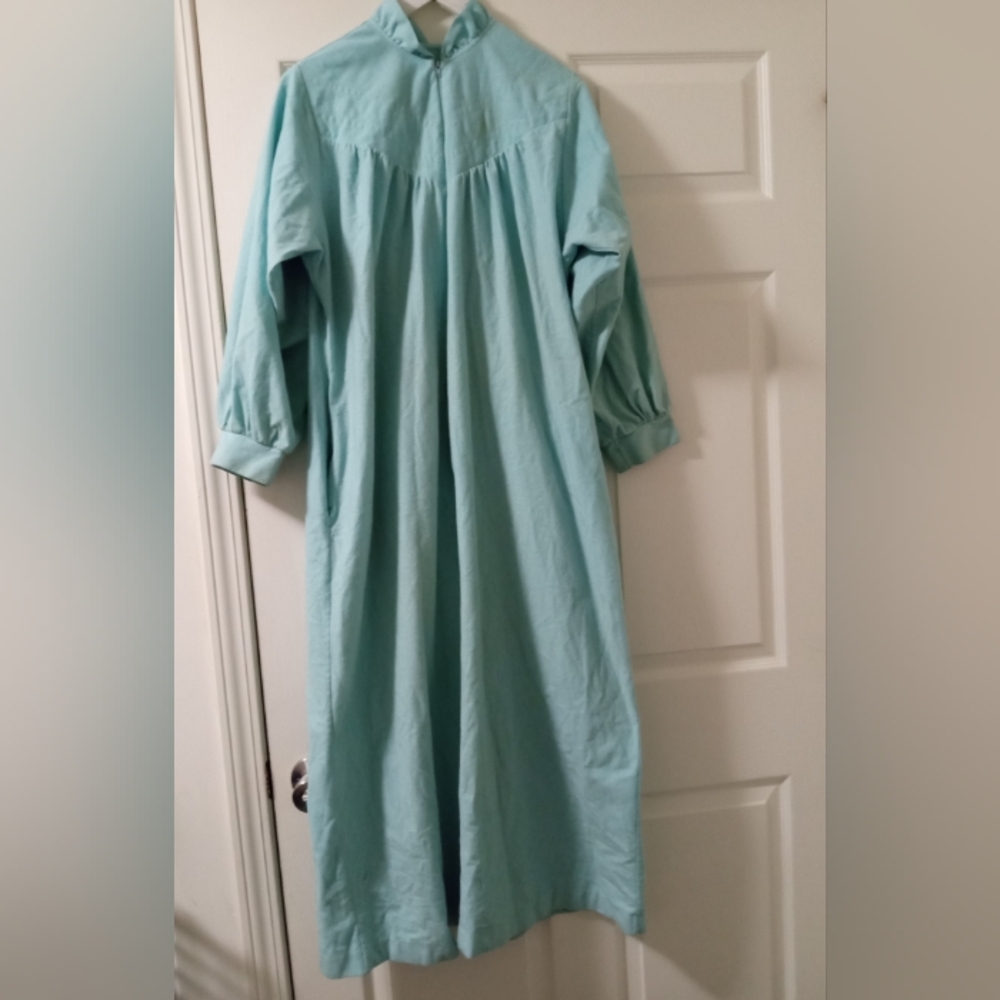 Light Blue Long Sleeve Old Fashioned Granny Nightgown